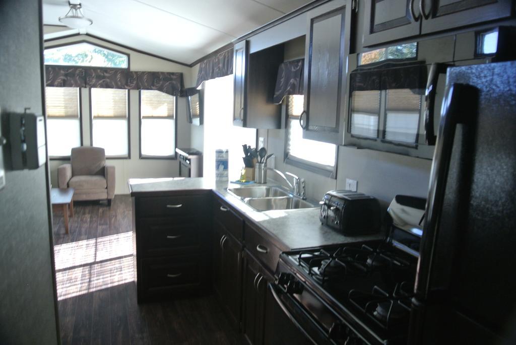 Sherkston Shores Beach Resort Port Colborne Pokój zdjęcie